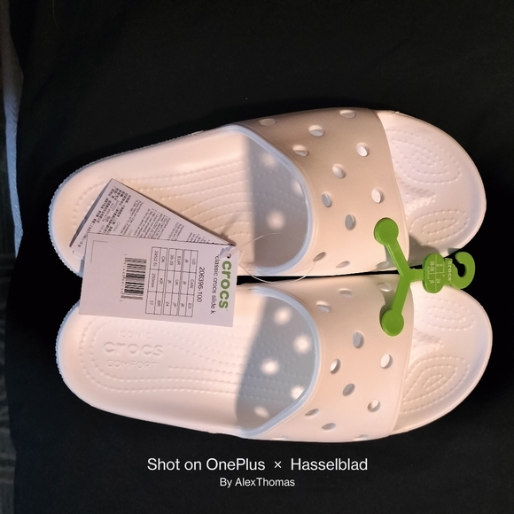 Crocs Classic Sandals Size J6 Slides Slides White (206396) New - Picture 2 of 4